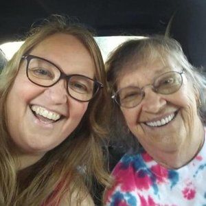 Meet your Posher, Sherry